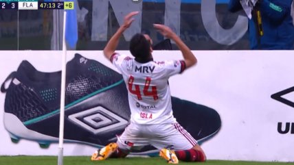 Mauricio Isla anotó un golazo para cerrar la contundente victoria de Flamengo sobre Gremio