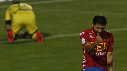 Ignacio Núñez anotó su primer gol como profesional en triunfo de U. Española sobre Curicó