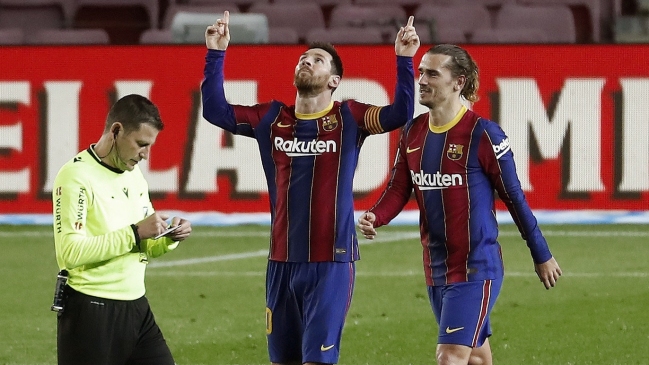 Messi lideró a FC Barcelona en cómoda goleada sobre Alavés