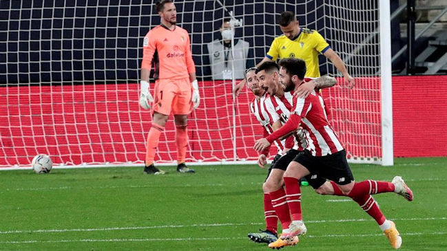 Athletic de Bilbao aplastó a Cádiz y empieza a afirmarse en la liga española