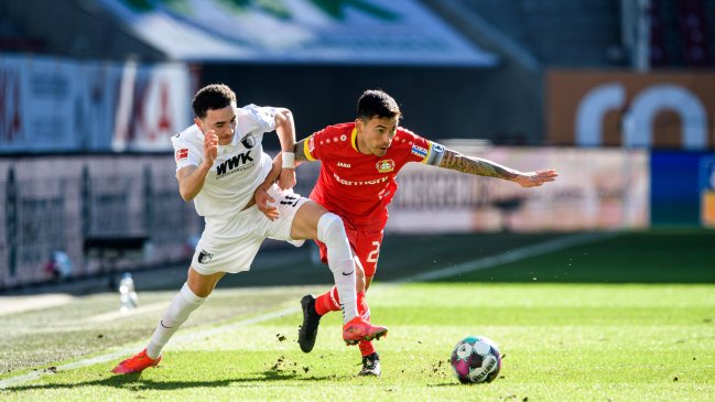 Charles Aránguiz fue titular en agónico empate de Bayer Leverkusen ante Augsburgo en la Bundesliga