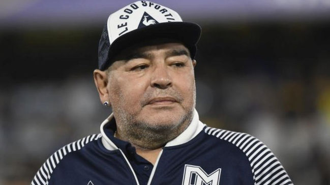 Relato de joven a la que Maradona "salvó la vida" emocionó a hija del '10'