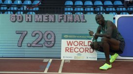Grant Holloway batió el récord mundial de 60 metros vallas en Madrid