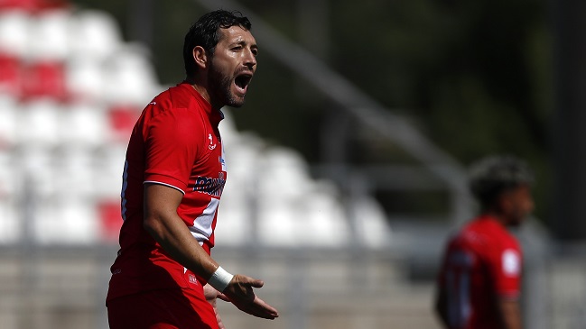 Curicó Unido informó la renovación de José Rojas por una temporada