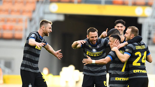 Inter de Alexis y Vidal tratará de seguir trepando en el liderato de la Serie A ante Parma