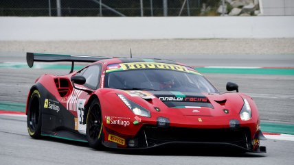 Benjamín Hites destacó en el primer test con el Ferrari 488 GT3 en Barcelona