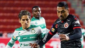 Gonzalo Jara fue expulsado en derrota de Tijuana contra Santos Laguna en la liga mexicana