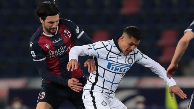 Inter venció a Bologna con Alexis en cancha y estiró su amplia ventaja en la cima de la Serie A