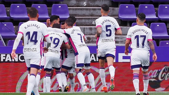 Fabián Orellana aportó con un gol en amarga derrota de Real Valladolid ante Granada