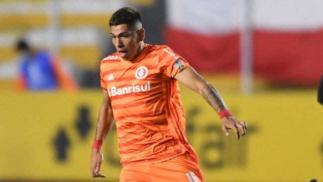 Carlos Palacios fue titular en sorpresiva derrota de Inter de Porto Alegre ante Always Ready por Copa Libertadores