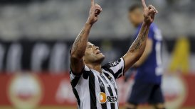 Atlético Mineiro de Eduardo Vargas derrotó a América de Cali en la Copa Libertadores