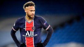 Prensa francesa: Neymar frenó negociaciones con PSG para buscar salida a Barcelona