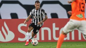 Atlético Mineiro goleó a La Guaira con Eduardo Vargas en cancha en el cierre del Grupo H