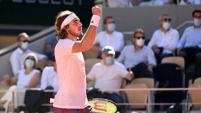 Tsitsipas batió en un exigido duelo a Zverev y accedió a su primera final de Grand Slam en París