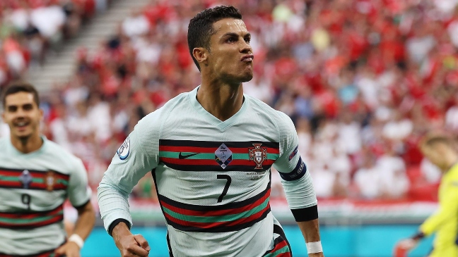 Portugal comenzó con un triunfo ante Hungría su defensa del título