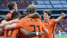 Países Bajos doblegó con autoridad a Austria y aseguró su paso a los octavos de final de la Eurocopa