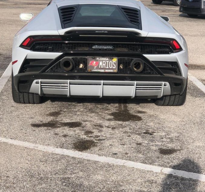 Fotos] Marcelo Ríos exhibió lujoso Lamborghini: 