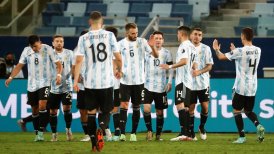 Argentina goleó a la eliminada Bolivia y terminó como líder del Grupo A en la Copa América