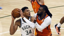 Milwaukee Bucks y Phoenix Suns buscan ponerse en ventaja en el quinto juego en las finales de la NBA