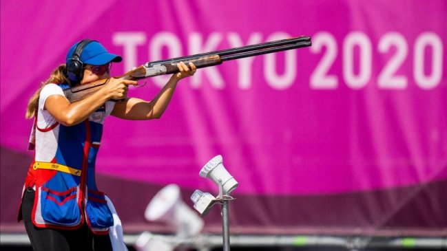 Francisca Crovetto complicó sus chances de avanzar a la final del tiro skeet en los Juegos Olímpicos