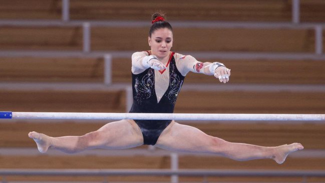 Simona Castro tuvo discreta presentación y no clasificó a la final en gimnasia artística