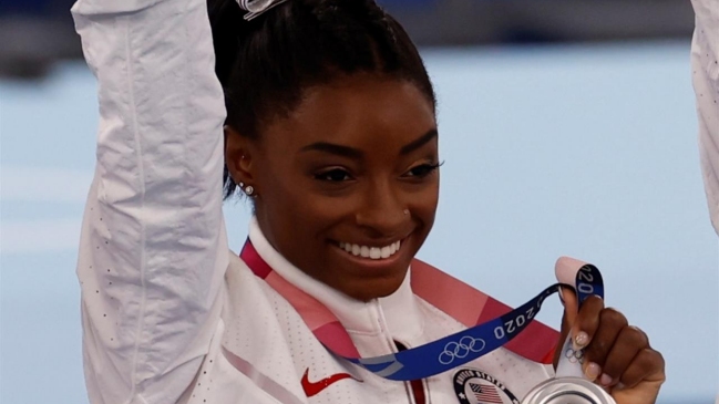 Simone Biles: Desde que entro a escena estoy sola tratando con demonios en mi cabeza