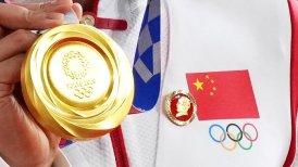 COI pidió explicaciones a China por atletas que exhibieron insignias de Mao Zedong