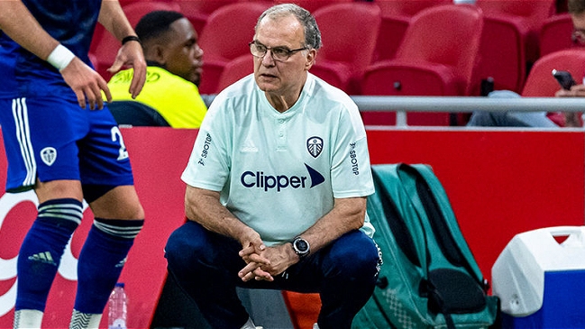 Leeds United confirmó la continuidad de Marcelo Bielsa hasta el final de la temporada