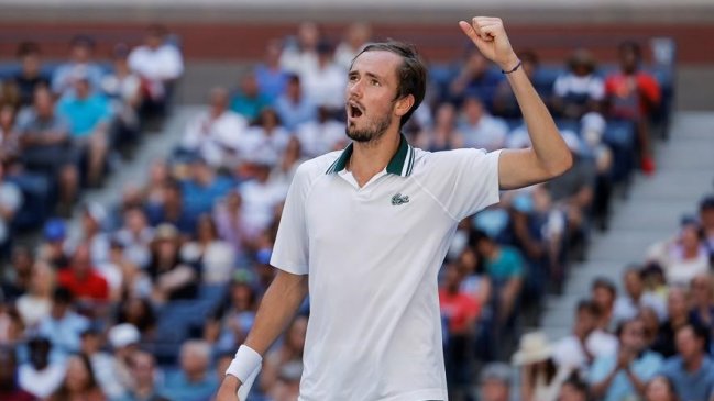 Daniil Medvedev derribó a Botic Van de Zandschulp y avanzó a semifinales en el US Open