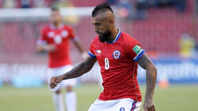 Martín Lasarte ante opción de usar a Arturo Vidal como "9": Es el goleador de Chile