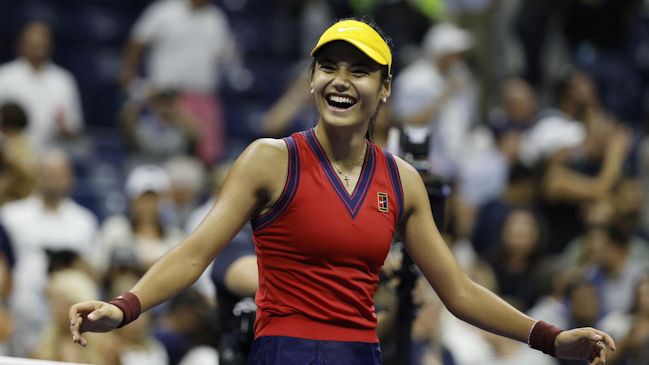 Emma Raducanu y Leylah Fernández chocan en una de las finales femeninas más inéditas del US Open