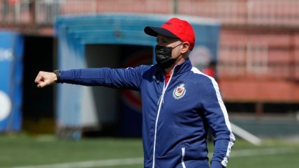 Ivo Basay se estrenó en la banca de La Serena con derrota ante Unión Española