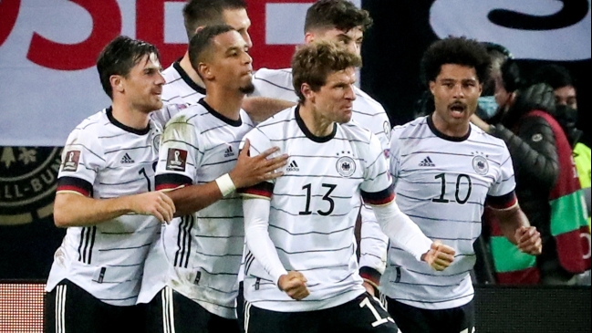 Alemania derrotó a Rumania y sigue como sólido líder del Grupo J en las Clasificatorias europeas
