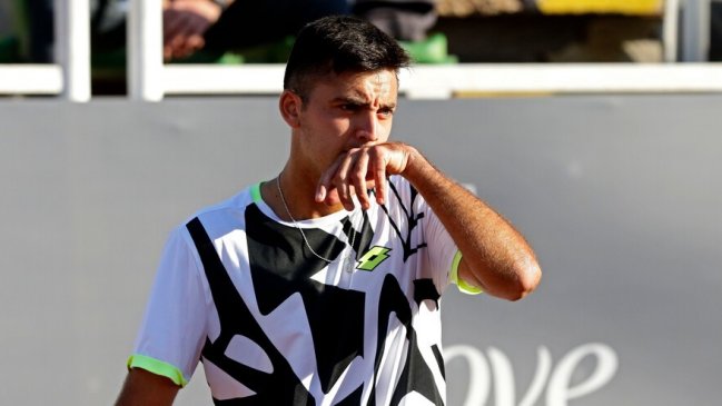 Tomás Barrios no pudo con Sebastián Báez y dijo adiós al Challenger de Santiago 3 en semifinales