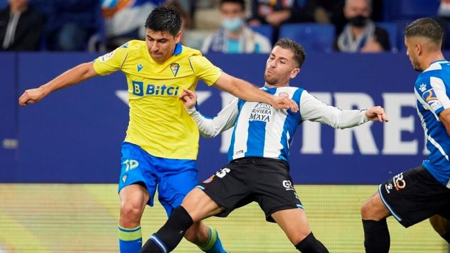 Tomás Alarcón vio acción en dolorosa caída de Cádiz ante Espanyol