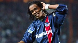 PSG invitó a Ronaldinho a partido de la Champions y generó molestia en Barcelona
