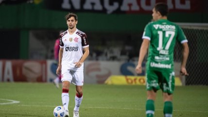 Flamengo se enredó en su lucha por el Brasileirao con empate ante el colista Chapecoense