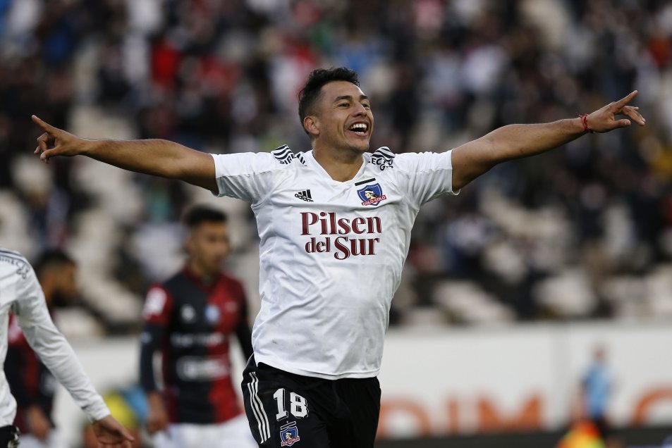Delantero: Delantero: