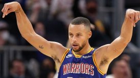 Stephen Curry anotó 40 puntos y Golden State Warriors arrolló a Chicago Bulls en la NBA