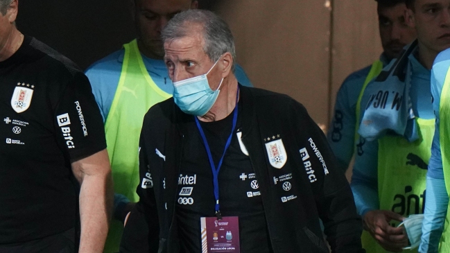 El fin de una era: Oscar Washington Tabárez dejó el banco de la selección uruguaya