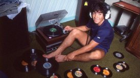 Los himnos que inmortalizaron a Diego Armando Maradona