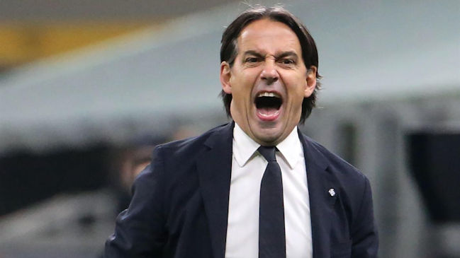Inzaghi puso la calma ante dolencias de Vidal: Recibió un golpe, pero esperamos que no sea nada