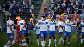 "La Franja": Universidad Católica palpita el crucial encuentro frente a Everton