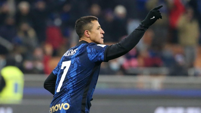 Alexis Sánchez brilló con un gol y fue clave en victoria del líder Inter sobre Cagliari