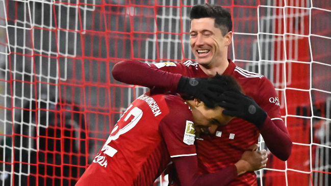 ¡Intratable! Lewandowski rompió el récord de Gerd Müller cono máximo goleador en un año de la Bundesliga