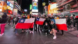 Camilo Moya celebró el triunfo de Gabriel Boric desde Times Square en Nueva York