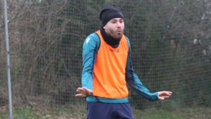 La divertida gesticulación de Ben Brereton en la práctica de Blackburn Rovers