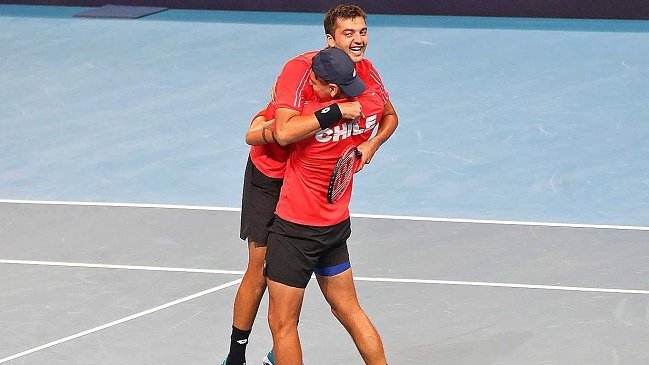 Barrios y Tabilo ganaron en dobles y Chile se despidió de la ATP Cup con triunfo sobre Noruega