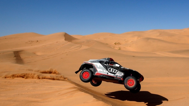 Carlos Sainz ganó la penúltima etapa del Dakar en autos