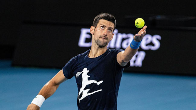 Presidente de Serbia acusó a Australia de "maltratar y humillar" a Djokovic